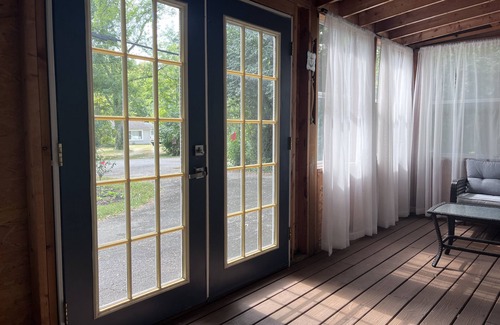 Indianapolis House | 10 min to Speedway! Large Home, Desirable Area!