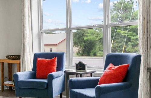 Birmingham House | 10 Mins to Downtown! Modern in Magic City- Unit A