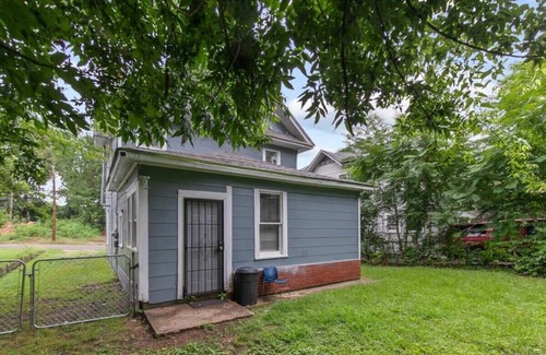 Birmingham House | 10 Mins to Legion Field- Ensley Highlands Hideaway