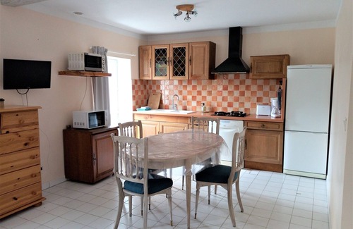 Saint-Laurent-le-Minier Apartment | 10 minutes walk from the waterfall, bright apartment, pets welcome!