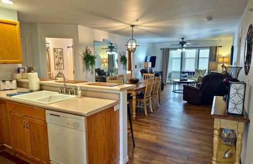 Hollister Condo | 10 minute to Strip~3 Kings~7 Miles to ThunderRidge