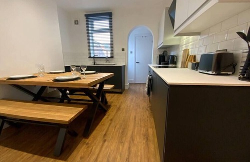 Lincoln House | 10 Minutes from Lincoln City Centre - Egon's House