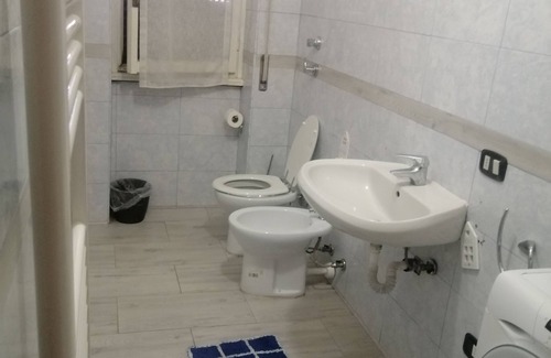 Boltiere House | 10 minutes from the amusement park Leolandia rents rooms for families