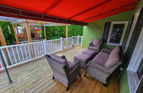 Swainton House | 10 Minutes to the beach! Historic home on the Jersey Shore.