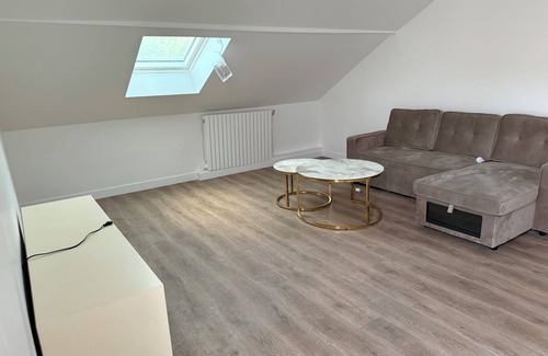 Mitry-Mory Apartment | 10 mnt from CDG airport, 2-bedroom apartment with free public parking