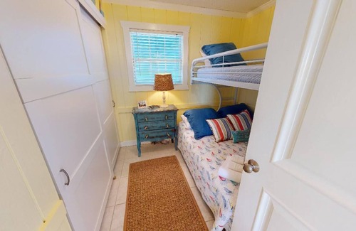 Cape San Blas Cabin | 10% off in August Just Steps from Boardwalk leading to Sugary Sand and Beautiful Gulf Water