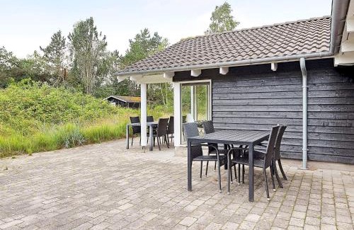 Aalbaek House | 10 person holiday home in Ålbæk-By Traum