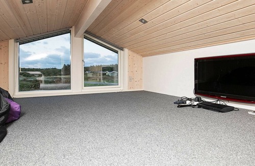 Trend House | 10 person holiday home in Løgstør