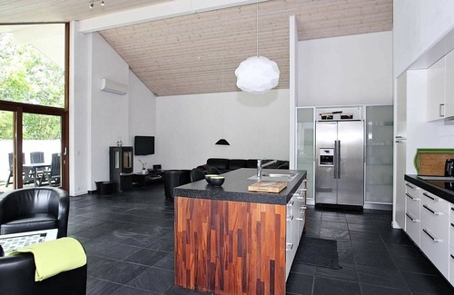 Aalbaek House | 10 person holiday home in Ålbæk
