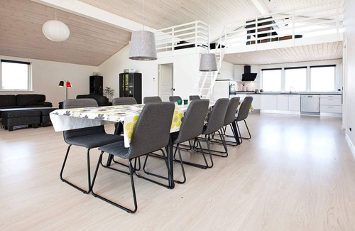 Kramnitse House | 10 person holiday home in Rødby-By Traum