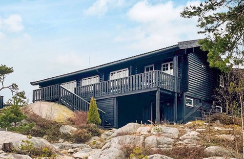 Hvaler House | 10 person holiday home in Skjærhalden