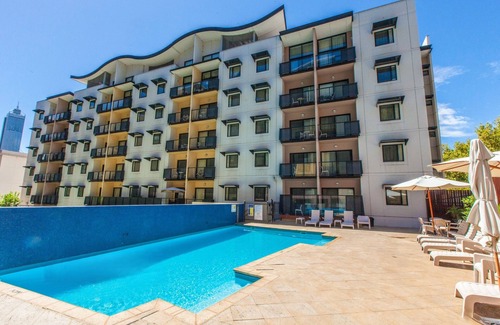 Perth Central Business District Apartment | 10 Relaxing Resort Pkg+Pool+Gym 2BR 2BA
