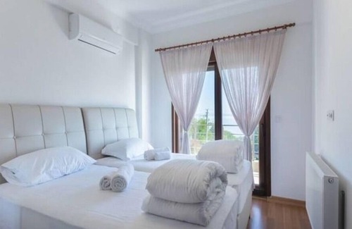 Sapanca Villa | 10 Sleeps, Villa Suitable for Large Groups - AWZ 298