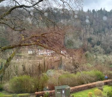 Symonds Yat House | 10 Wye Rapids Cottages