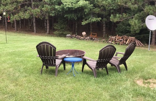 Herron Cabin | 100 acre property trails and a cozy cabin