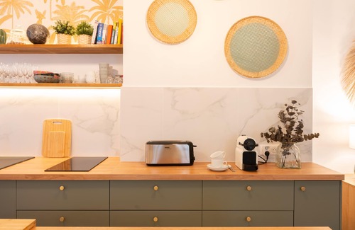 Saint-Gervais Apartment | 100% legal Marais 2BR/2BA with AC, up to 4 guests