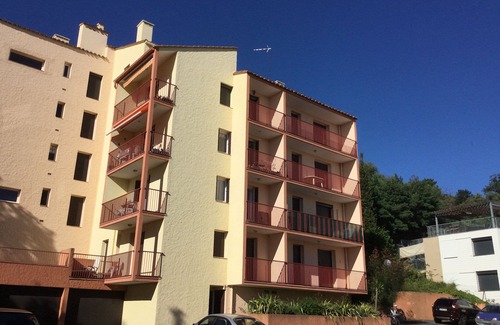 Plage d'Argeles Apartment | 100 m Beach, Luxury residence with private parking, concierge and lift