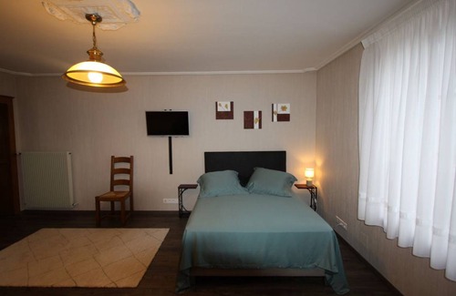 Etival-Clairefontaine Cottage | 100 m² Cabin ∙ 2 bedrooms ∙ 5 guests