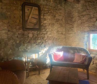 Saint-Romain-de-Popey House | 100 m² House ∙ 2 bedrooms ∙ 4 guests