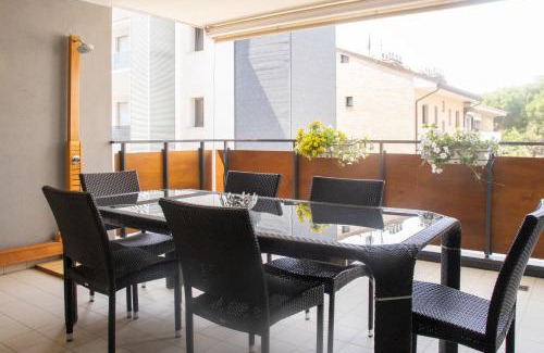 Lignano Sabbiadoro Apartment | 100 m from the beach with CABANA and JACUZZI included