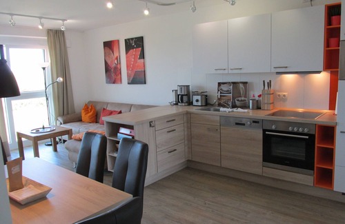 Wurster Nordseekuste Apartment | 100 m to the sea, family friendly, nonsmoker, apartment with dike view