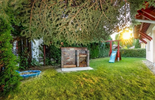 Balatonmariafurdo Other | 100 m² Accommodation ∙ 3 bedrooms ∙ 6 guests