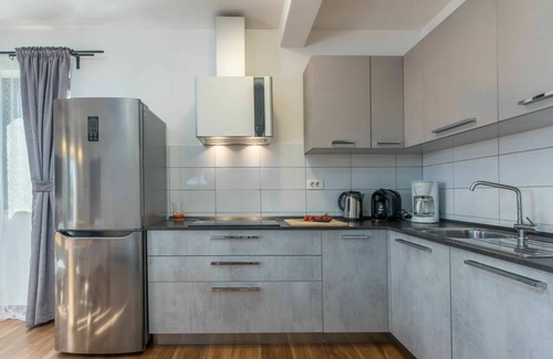 Nova Vas Other | 100 m² Accommodation ∙ 3 bedrooms ∙ 6 guests