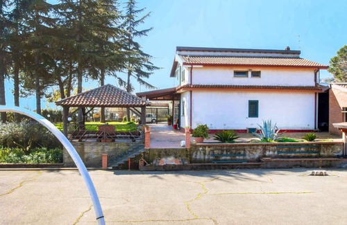 Piedimonte Etneo Apartment | 100 m² Apartment ∙ 1 bedroom ∙ 4 guests