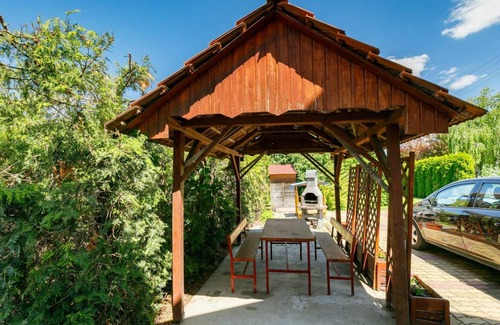 Balatonoszod Apartment | 100 m² Apartment ∙ 2 bedrooms ∙ 5 guests