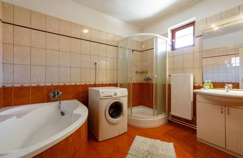 Balatonoszod Apartment | 100 m² Apartment ∙ 2 bedrooms ∙ 5 guests