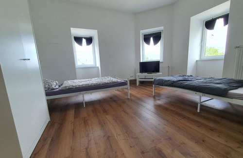 Brunsbuttel Apartment | 100 m² Apartment ∙ 3 bedrooms ∙ 6 guests