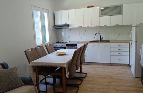 Poljica Apartment | 100 m² Apartment ∙ 2 bedrooms ∙ 5 guests