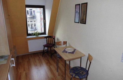 Loebtau Apartment | 100 m² Apartment ∙ 3 bedrooms ∙ 7 guests