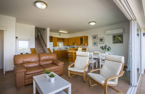 Pernera Apartment | 100 m² Apartment ∙ 3 bedrooms ∙ 5 guests