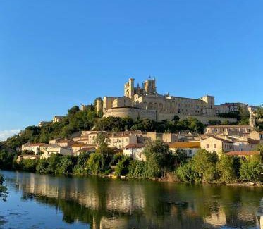Beziers Apartment | 100 m² Apartment ∙ 4 bedrooms ∙ 10 guests