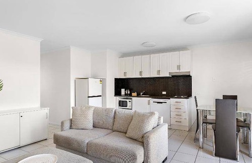 Noosaville Apartment | 100 m² Apartment ∙ 1 bedroom ∙ 2 guests