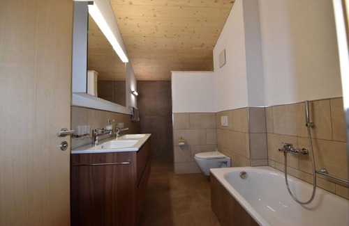Meiringen Apartment | 100 m² Apartment ∙ 2 bedrooms ∙ 5 guests