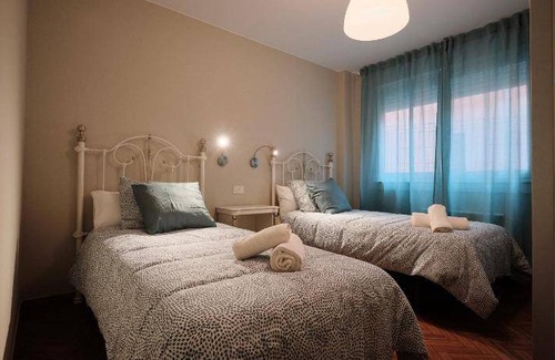 Ponteceso Apartment | 100 m² Apartment ∙ 3 bedrooms ∙ 6 guests