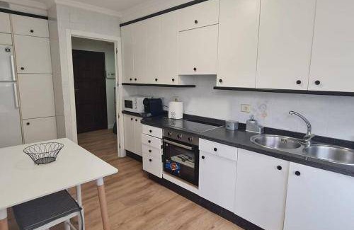 Pontevedra Apartment | 100 m² Apartment ∙ 3 bedrooms ∙ 7 guests