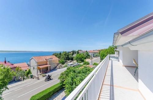 Starigrad Apartment | 100 m² Apartment ∙ 3 bedrooms ∙ 6 guests