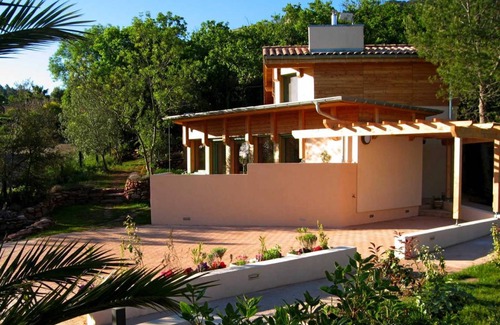 Liausson House | 100 m² Gîte ∙ 2 bedrooms ∙ 4 guests
