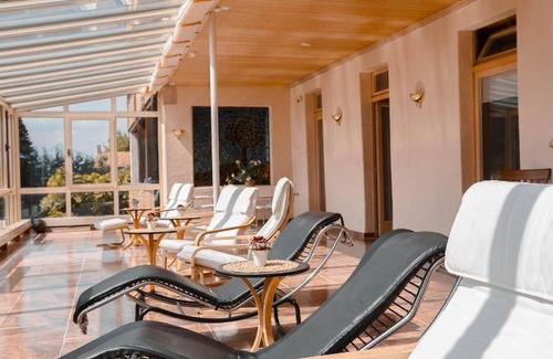 Beatenberg Hotel | 100 m² Hotel ∙ 6 guests