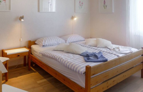 Chardonne House | 100 m² House ∙ 1 bedroom ∙ 5 guests