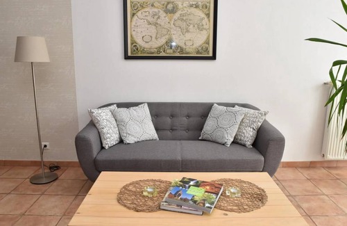 Cressanges House | 100 m² House ∙ 2 bedrooms ∙ 4 guests