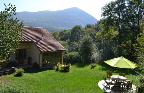 Gembrie House | 100 m² House ∙ 2 bedrooms ∙ 6 guests
