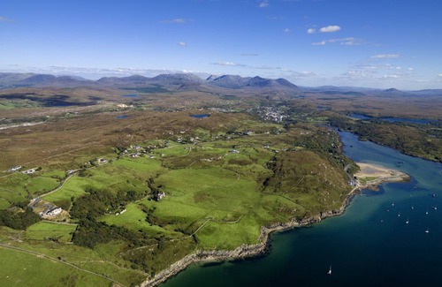 Clifden House | 100 m² House ∙ 2 bedrooms ∙ 4 guests