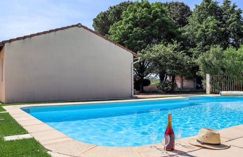 Meysse House | 100 m² House ∙ 3 bedrooms ∙ 6 guests