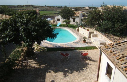 Tresauro House | 100 m² House ∙ 3 bedrooms ∙ 6 guests