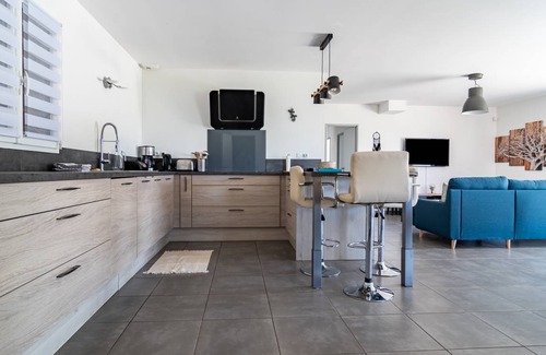 Aups House | 100 m² House ∙ 3 bedrooms ∙ 8 guests