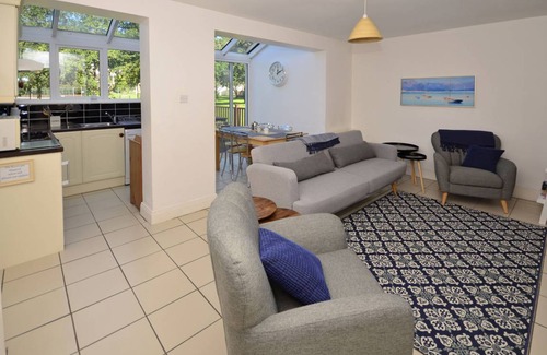 Clifden House | 100 m² House ∙ 3 bedrooms ∙ 6 guests